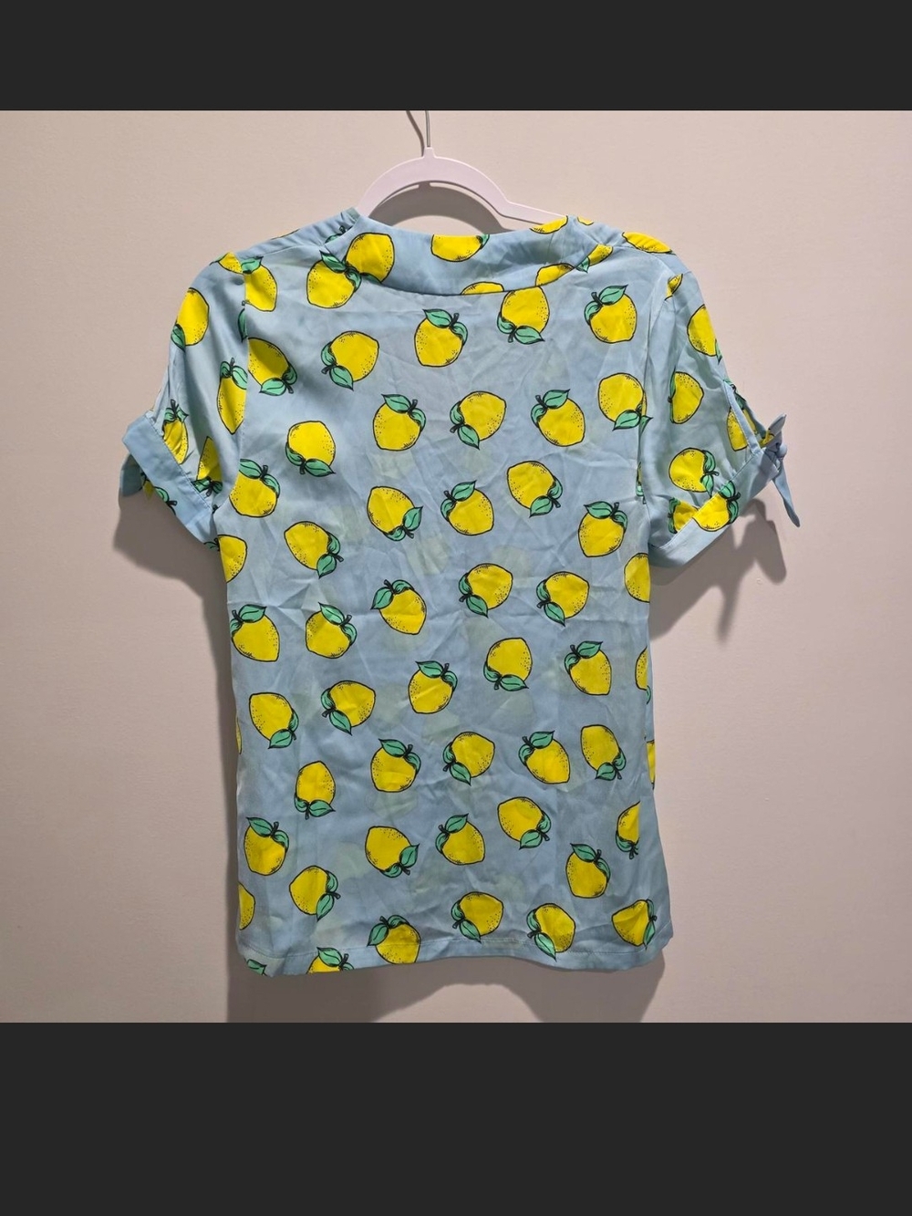 Modcloth Light Blue Lemon 🍋 Print Short Sleeve Top - Picture 2 of 4
